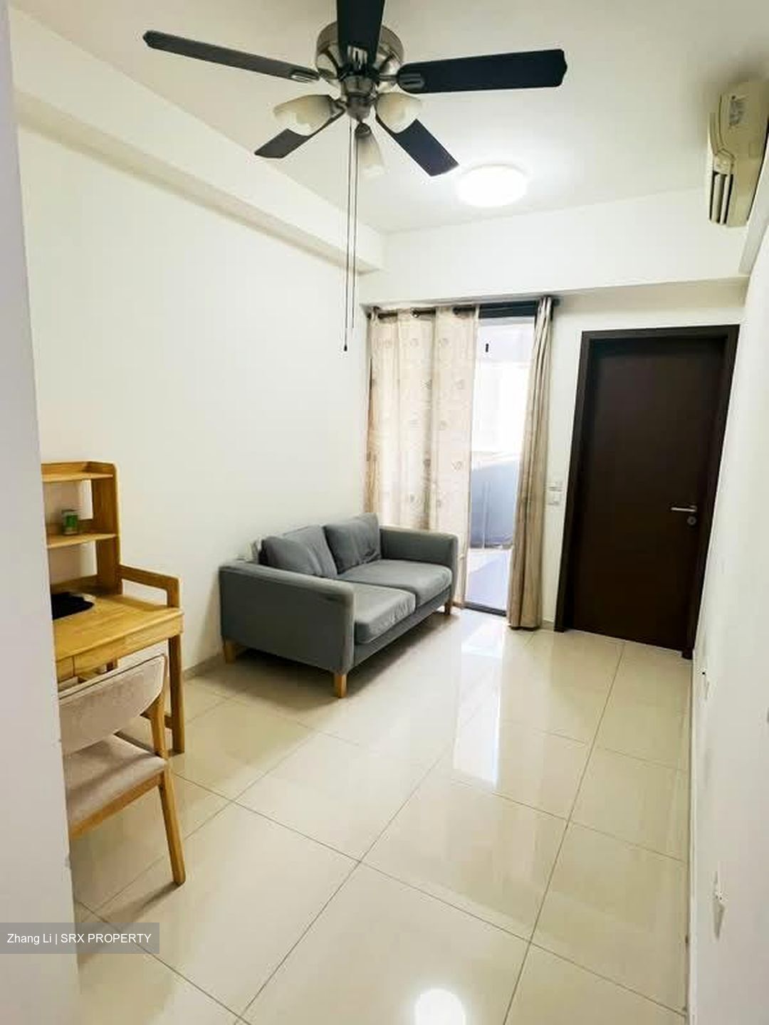 Suites 28 (D14), Apartment #558505571